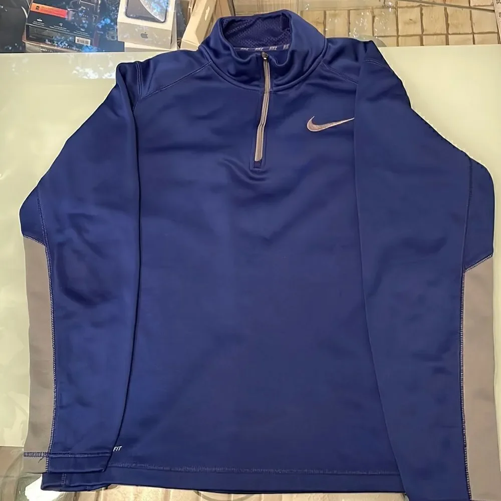 Nike therma-fit sweatshirt medium blue grey embroidered logo upfront